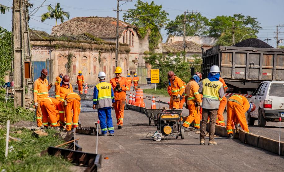 Portos do Paraná inicia pavimentação em concreto da Avenida Conde Matarazzo, em Antonina