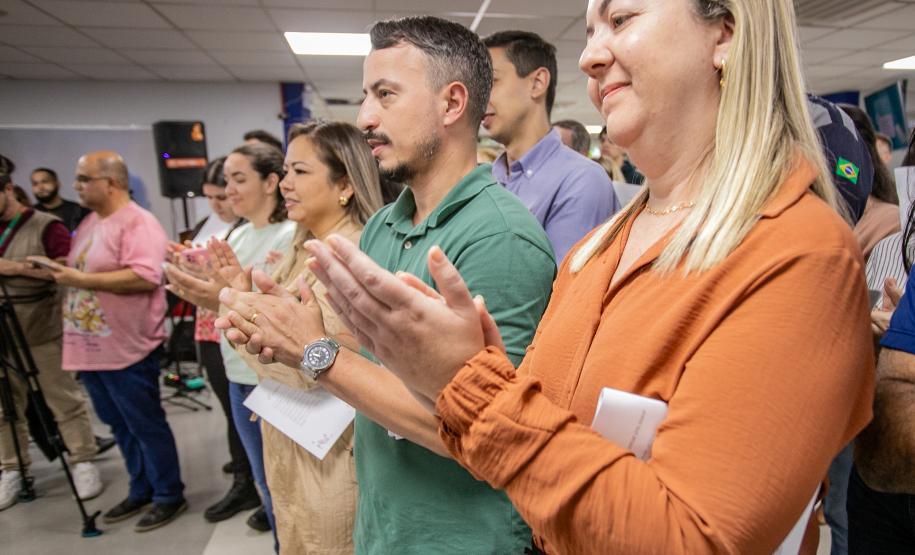 Imagem de Nossa Senhora do Rocio é recebida com homenagens no Porto de Paranaguá