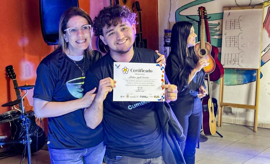 Centro Cultural realiza 1ª Formatura Cumbuca após aporte da Portos do Paraná