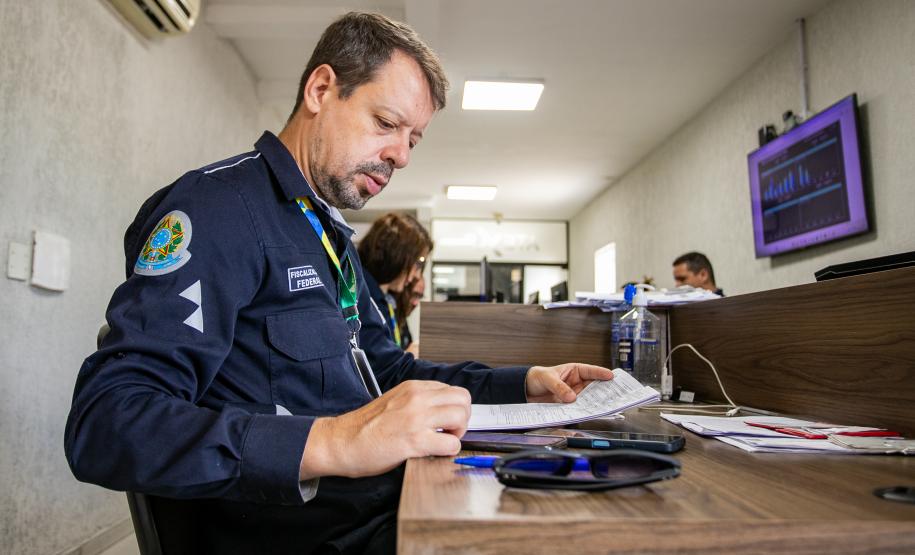 Cães farejadores apoiam Operação Faro no Pátio de Triagem da Portos do Paraná