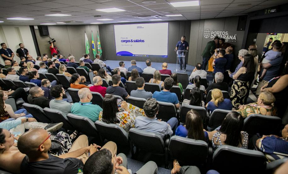 Governo do Paraná e Portos do Paraná assinam novo Plano de Cargos e Salários