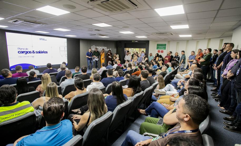 Governo do Paraná e Portos do Paraná assinam novo Plano de Cargos e Salários