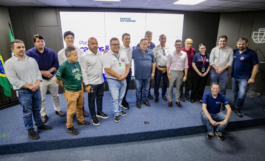 Governo do Paraná e Portos do Paraná assinam novo Plano de Cargos e Salários