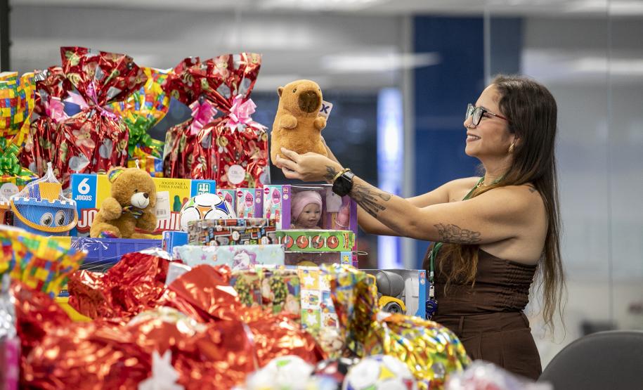 Ação Natal Solidário reúne empresas, colaboradores e comunidade para arrecadar brinquedos