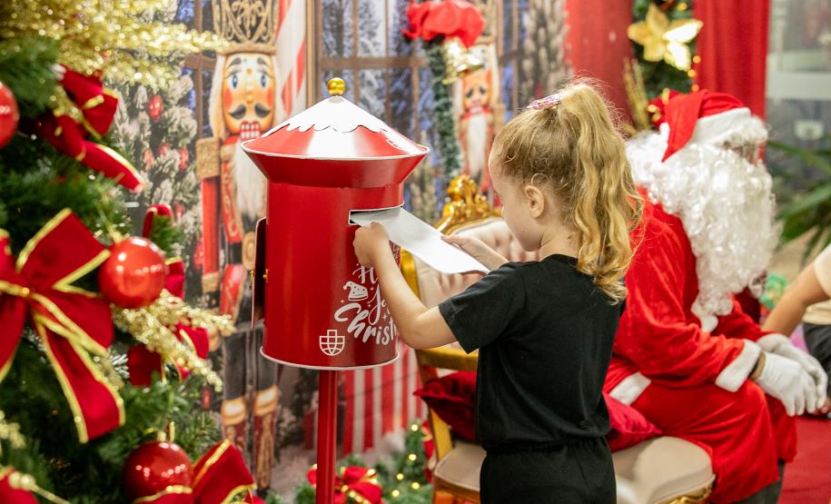 Natal Solidário: Papai Noel recebe crianças até quinta-feira no Palácio Taguaré