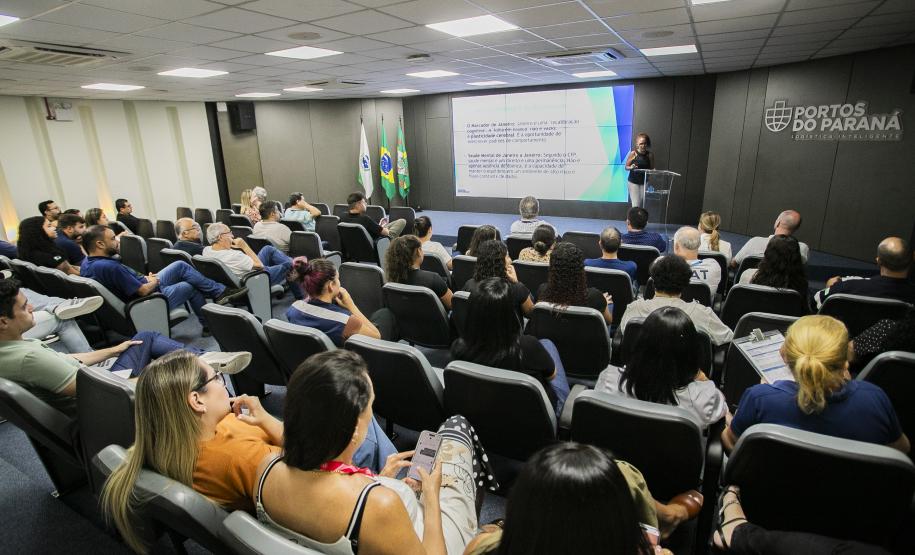 Portos do Paraná discute saúde mental e emocional no Janeiro Branco