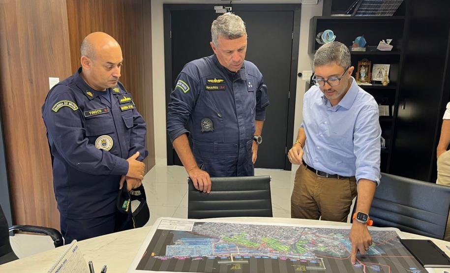 Navios-Patrulha da Marinha fazem parada estratégica no Porto de Paranaguá