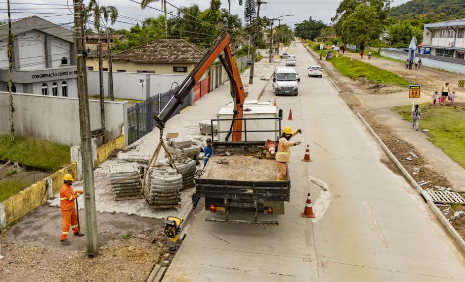 Obras viárias da Portos do Paraná em Antonina chegam a 50% e transformam acessos ao porto