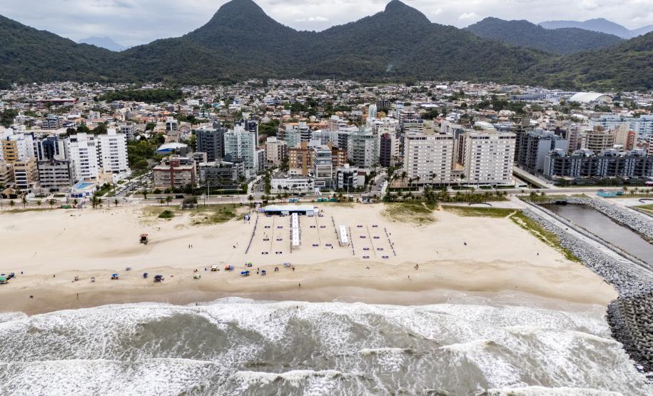 Portuários e atletas disputam FPT Beach Series 1500 em Caiobá