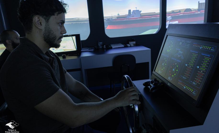 Porto de Paranaguá simula manobras para expansão da infraestrutura portuária