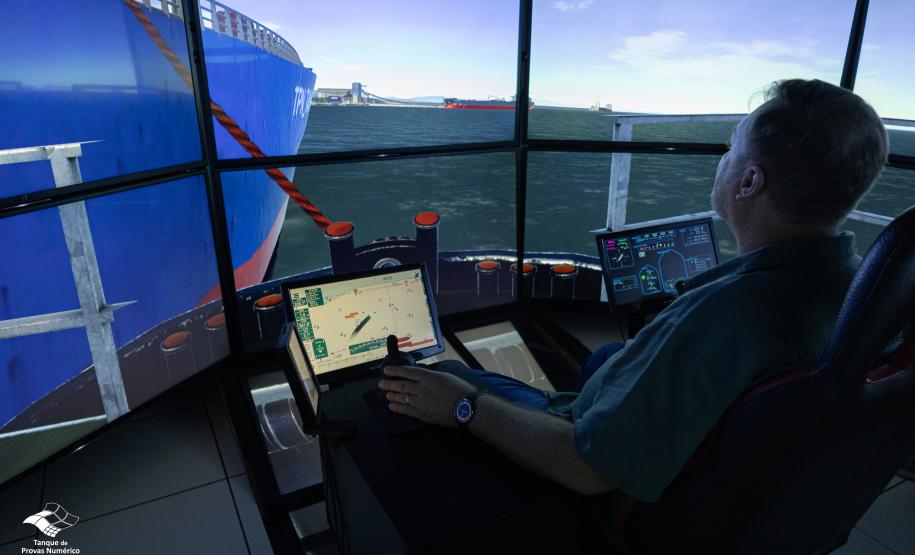 Porto de Paranaguá simula manobras para expansão da infraestrutura portuária