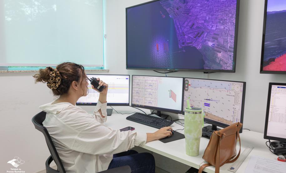 Porto de Paranaguá simula manobras para expansão da infraestrutura portuária