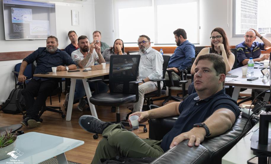 Porto de Paranaguá simula manobras para expansão da infraestrutura portuária