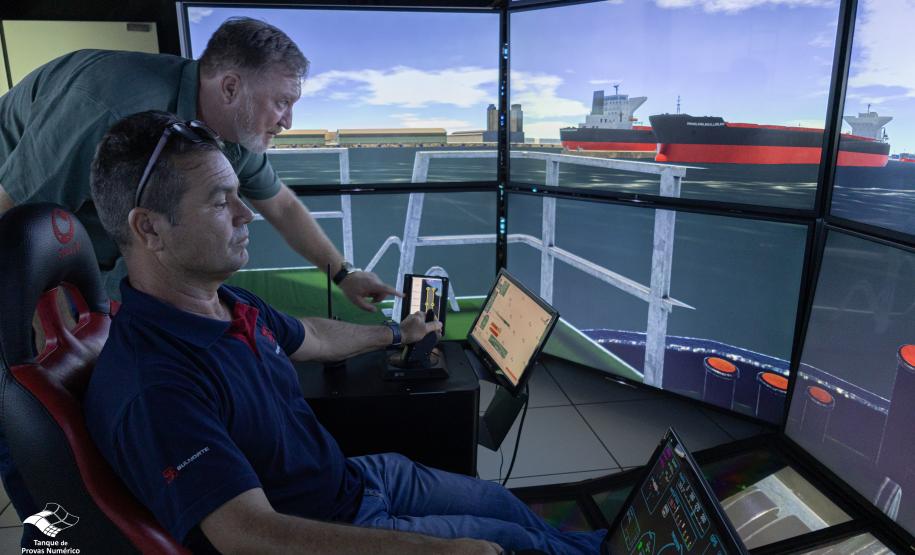 Porto de Paranaguá simula manobras para expansão da infraestrutura portuária