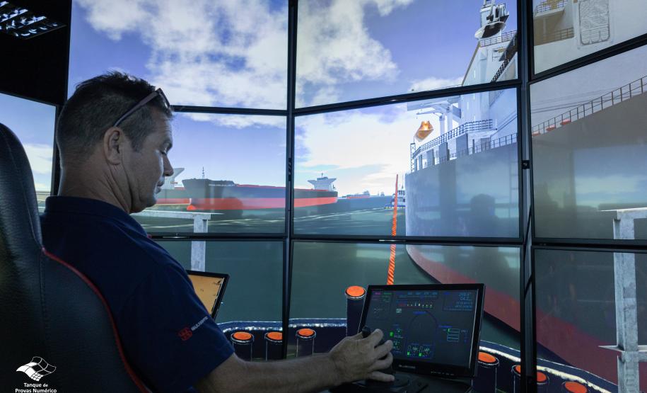Porto de Paranaguá simula manobras para expansão da infraestrutura portuária