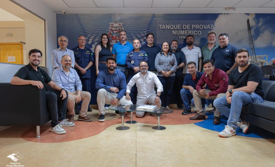 Porto de Paranaguá simula manobras para expansão da infraestrutura portuária