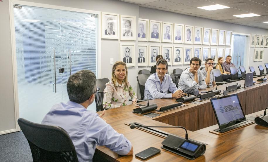 Auditores do TCU elogiam organização e competitividade do Porto de Paranaguá