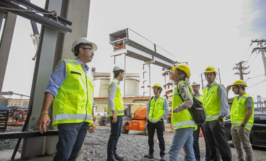 Auditores do TCU elogiam organização e competitividade do Porto de Paranaguá