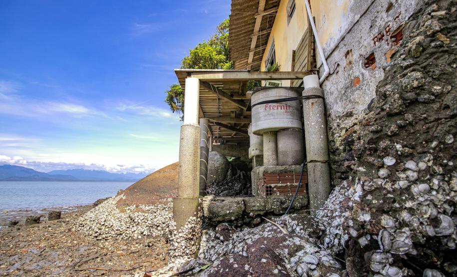 Portos do Paraná amplia projeto pioneiro de saneamento ecológico para mais ilhas do litoral