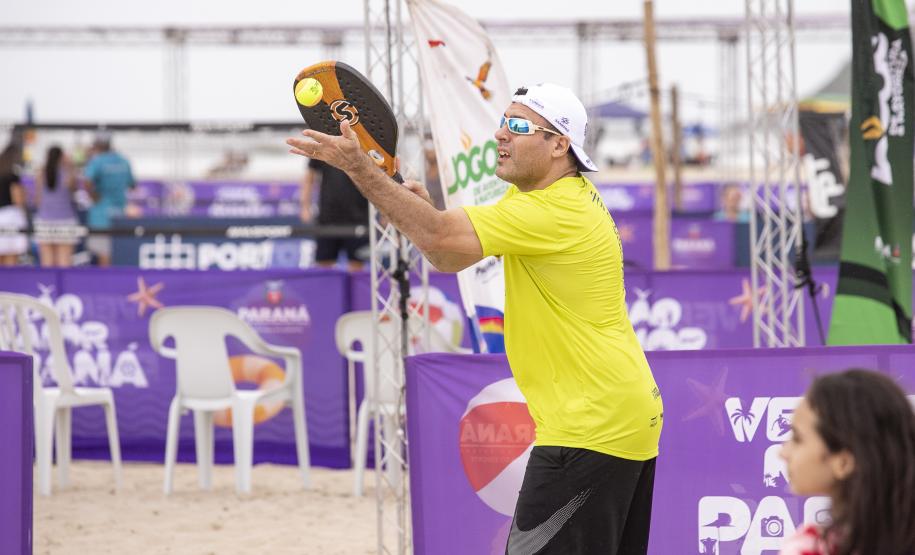 Portuários e atletas disputam FPT Beach Series 1500 em Caiobá