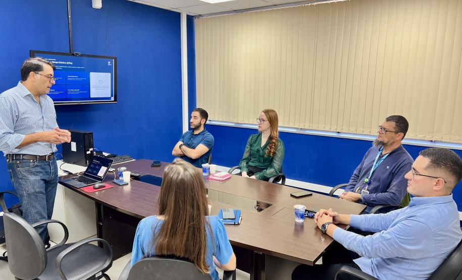 Profissionais da Portos do Paraná passam por formação internacional em logística de commodities