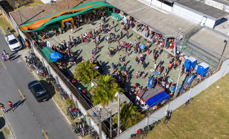 Mais de 1.500 kits são distribuídos em ação de Páscoa da Portos do Paraná