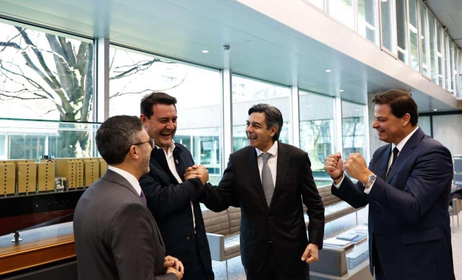 Paraná amplia articulação internacional para atrair investimentos portuários