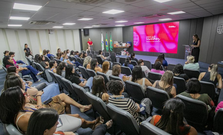 Portos do Paraná promove reflexão sobre protagonismo feminino no trabalho