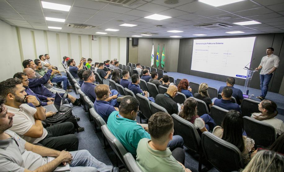 Portos do Paraná qualifica agentes para uso do sistema Porto sem Papel