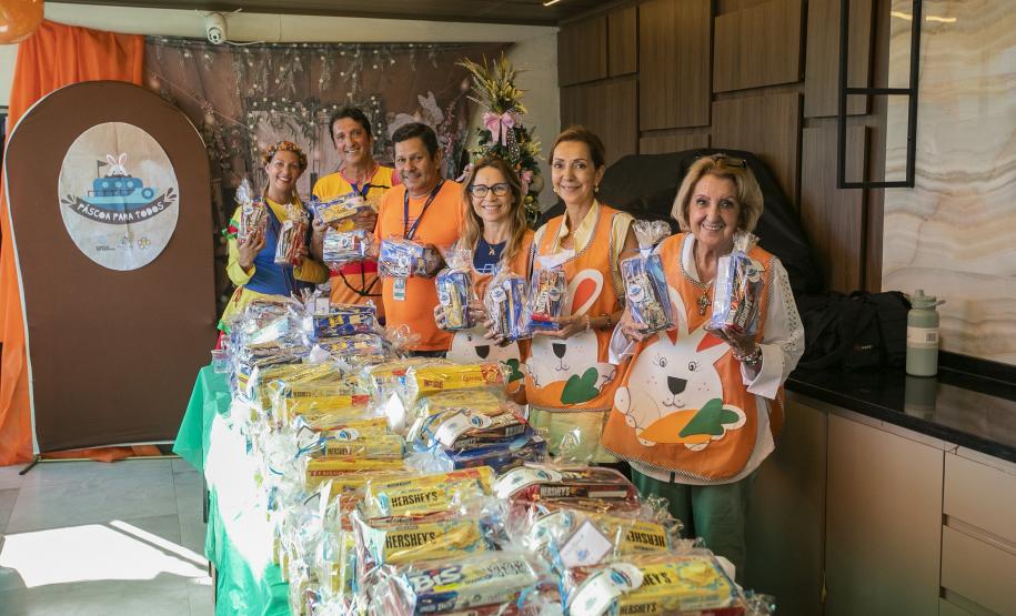 Mais de 1.500 kits são distribuídos em ação de Páscoa da Portos do Paraná