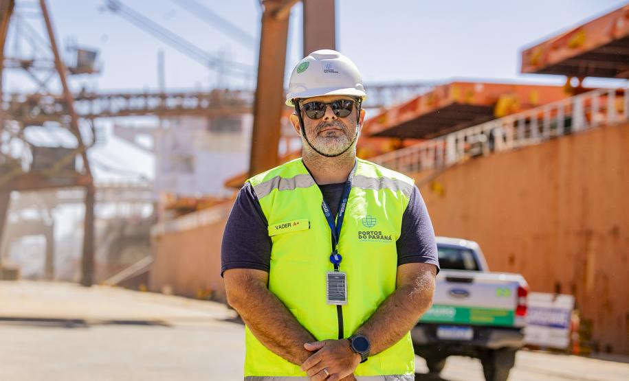 Porto de Paranaguá coloca em funcionamento tecnologia que reduz emissão de partículas no embarque de granéis