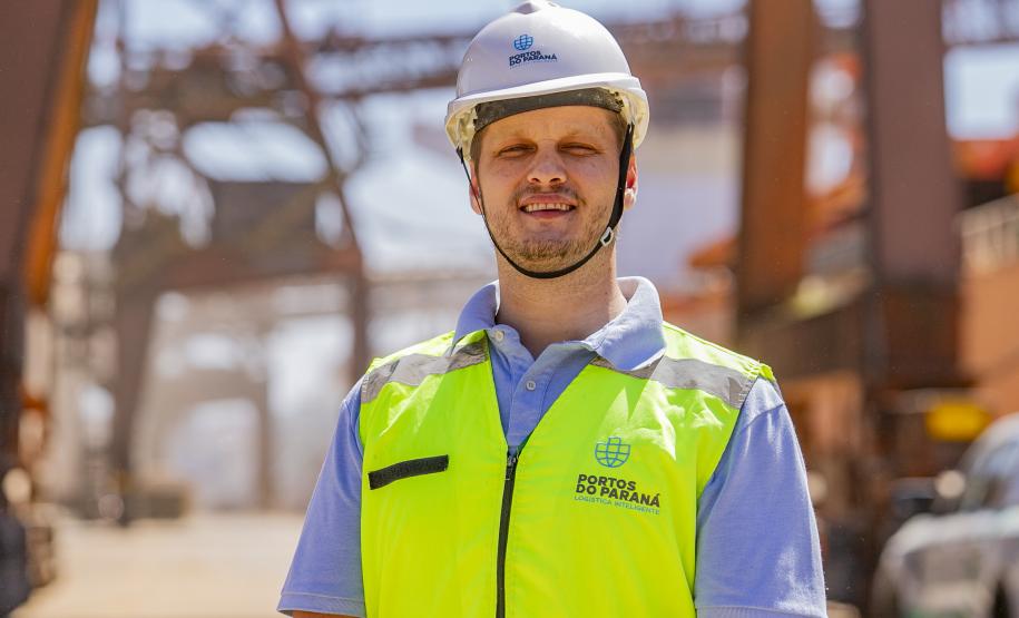 Porto de Paranaguá coloca em funcionamento tecnologia que reduz emissão de partículas no embarque de granéis