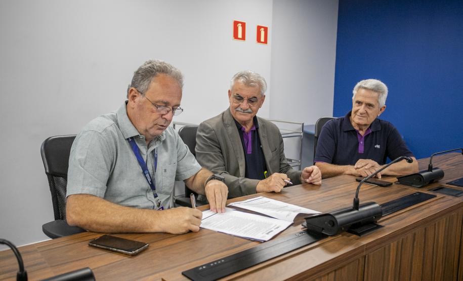 Portos do Paraná firma parceria com CIEE e abre vagas para jovens aprendizes
