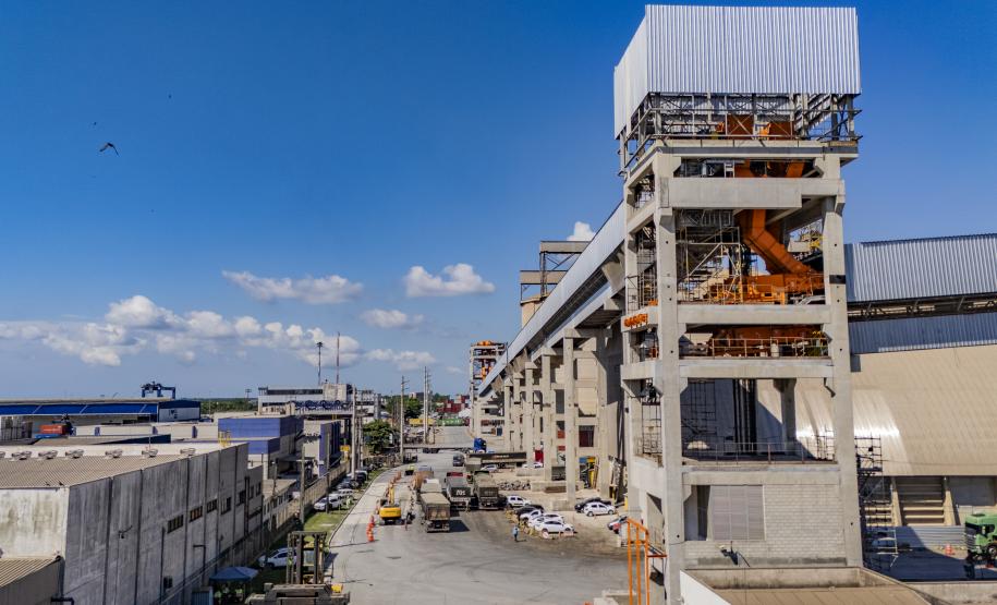 Portos do Paraná investe R$ 8,6 milhões em vias de acesso ao Porto de Paranaguá