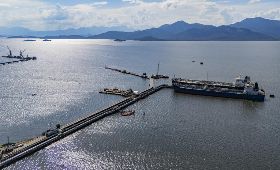 Portos do Paraná investe R$ 100 milhões em segunda etapa de modernização do píer de líquidos