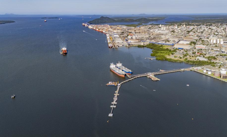 Portos do Paraná investe R$ 100 milhões em segunda etapa de modernização do píer de líquidos