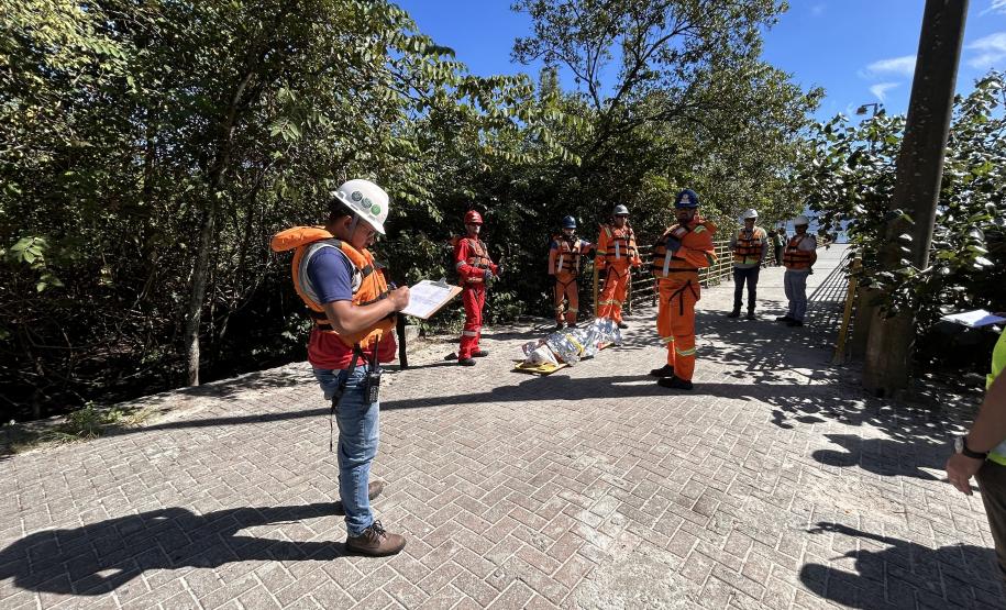 Simulado testa protocolo de “homem ao mar” no Porto de Paranaguá