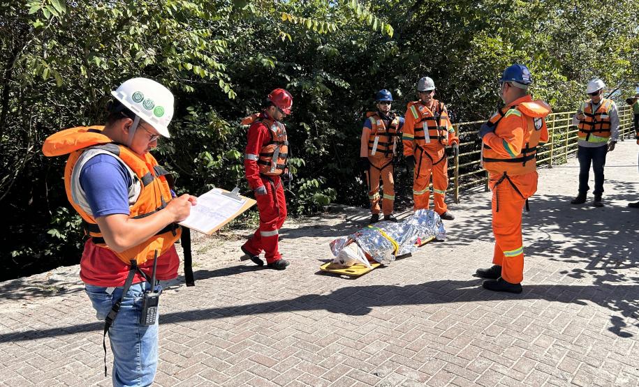 Simulado testa protocolo de “homem ao mar” no Porto de Paranaguá