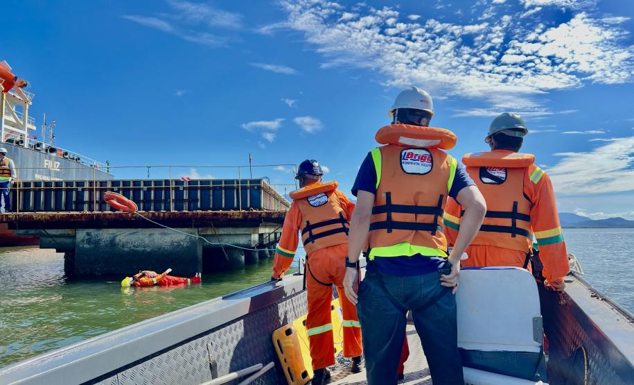 Simulado testa protocolo de “homem ao mar” no Porto de Paranaguá