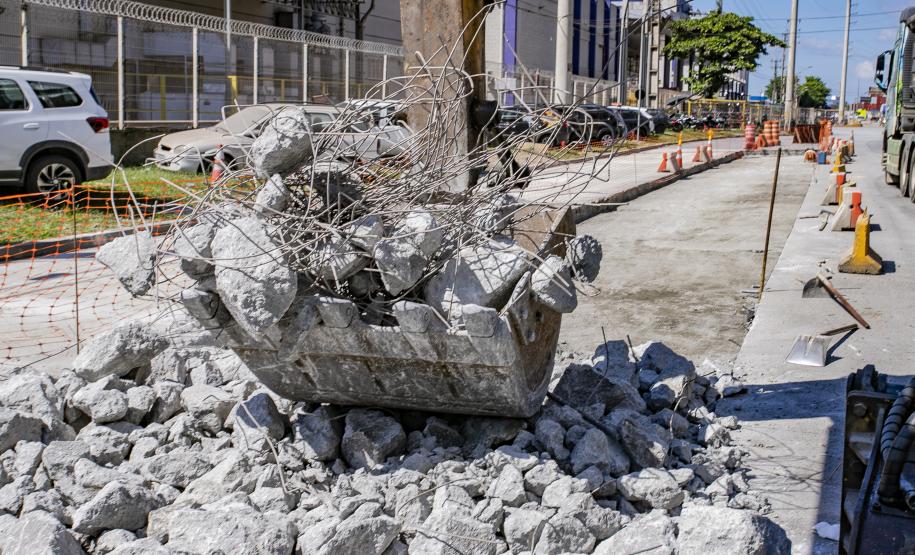 Portos do Paraná investe R$ 8,6 milhões em vias de acesso ao Porto de Paranaguá