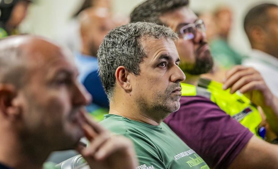 Robô de combate a incêndio é testado no Porto de Paranaguá