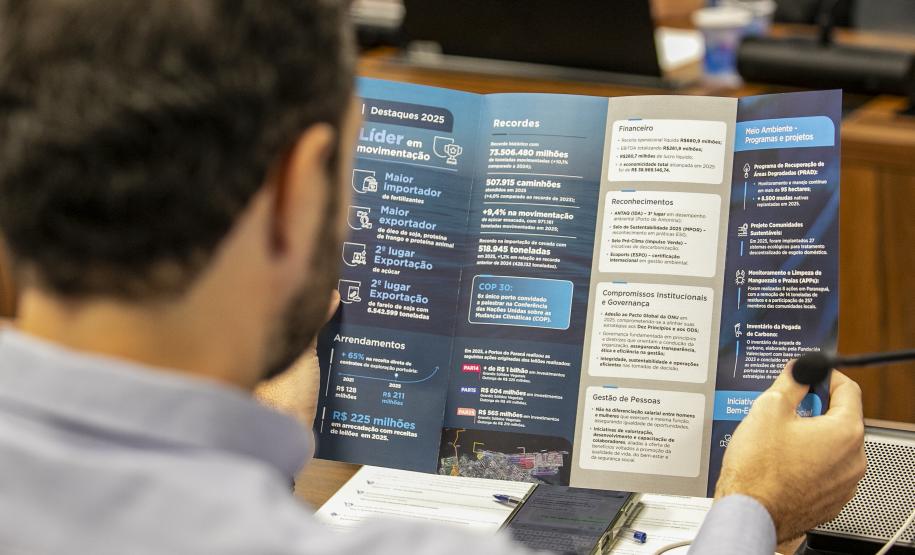 Portos do Paraná aprova relatório com padrões internacionais de sustentabilidade