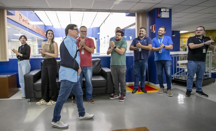 Decanos da Portos do Paraná recebem homenagem na despedida da empresa