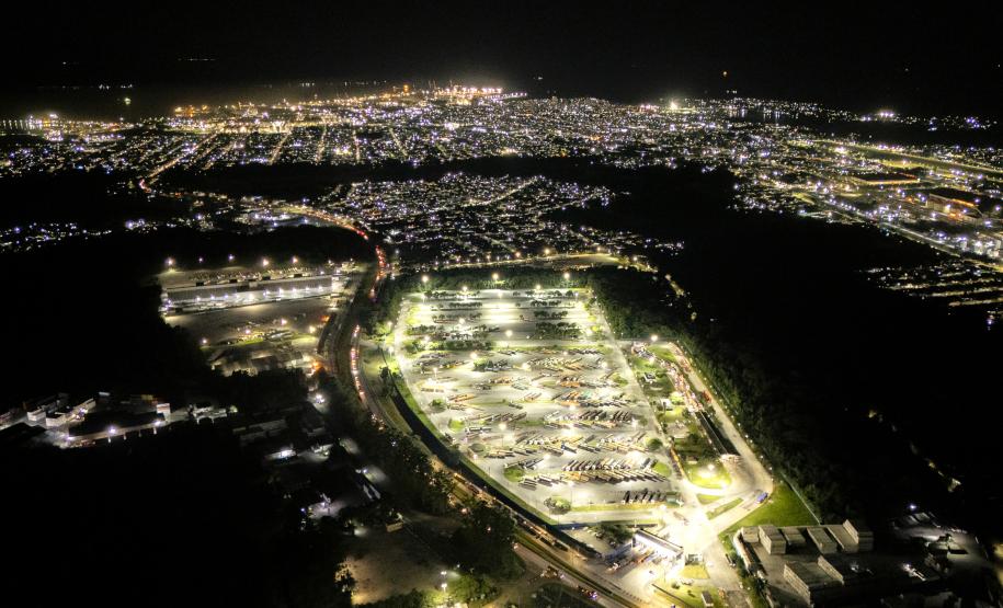Iluminação Pátio de Triagem Porto de Paranaguá