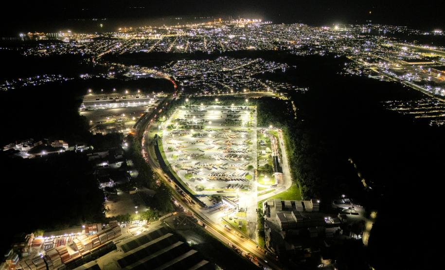 Iluminação Pátio de Triagem Porto de Paranaguá