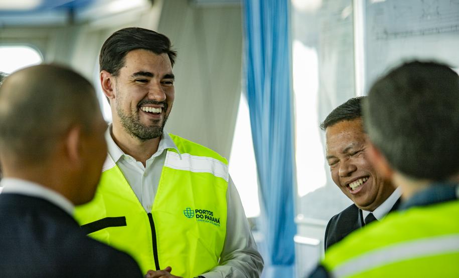Porto de Paranaguá recebe navio sustentável em viagem inaugural