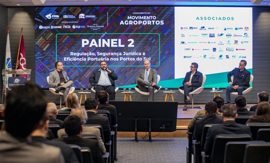 Portos do Paraná expôs seu modelo de eficiência portuária no lançamento do Movimento Agroportos