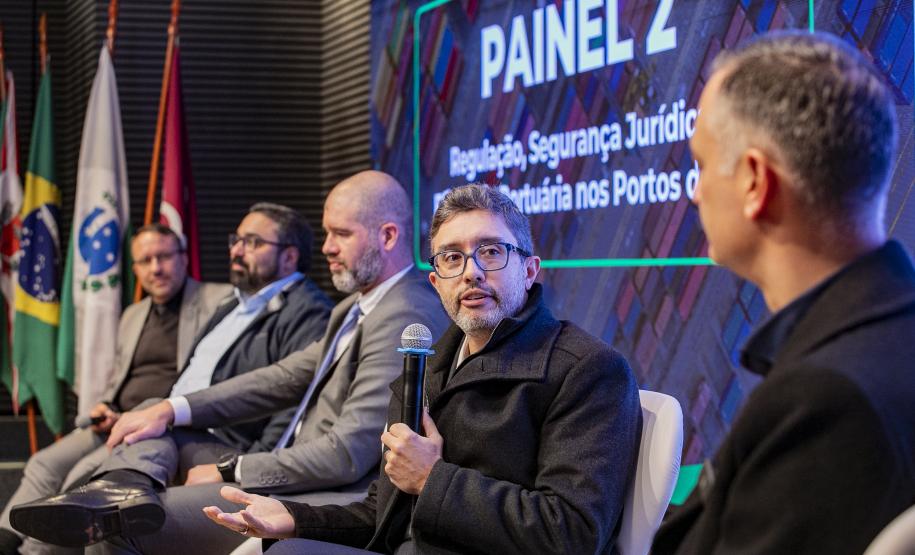 Portos do Paraná expôs seu modelo de eficiência portuária no lançamento do Movimento Agroportos