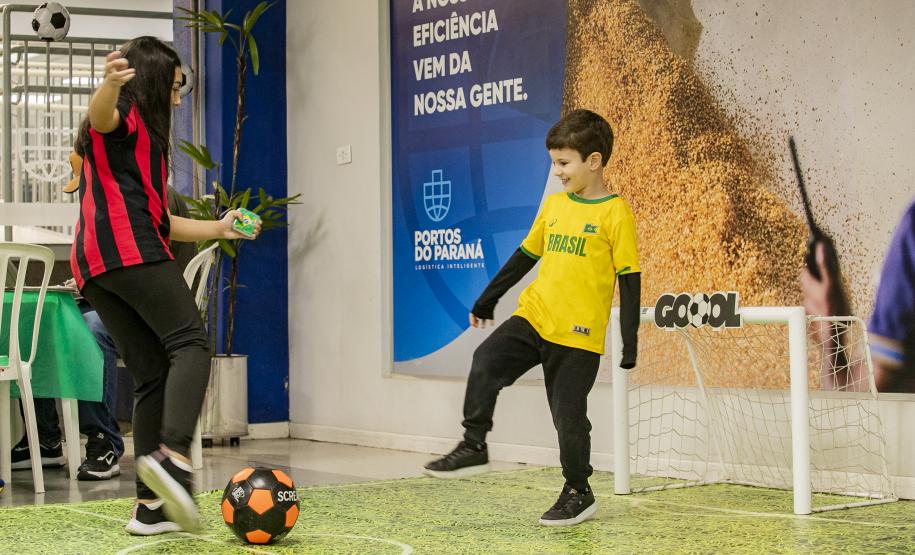 Evento foi marcado pela troca de figurinhas, interação e celebrar a paixão pelo futebol