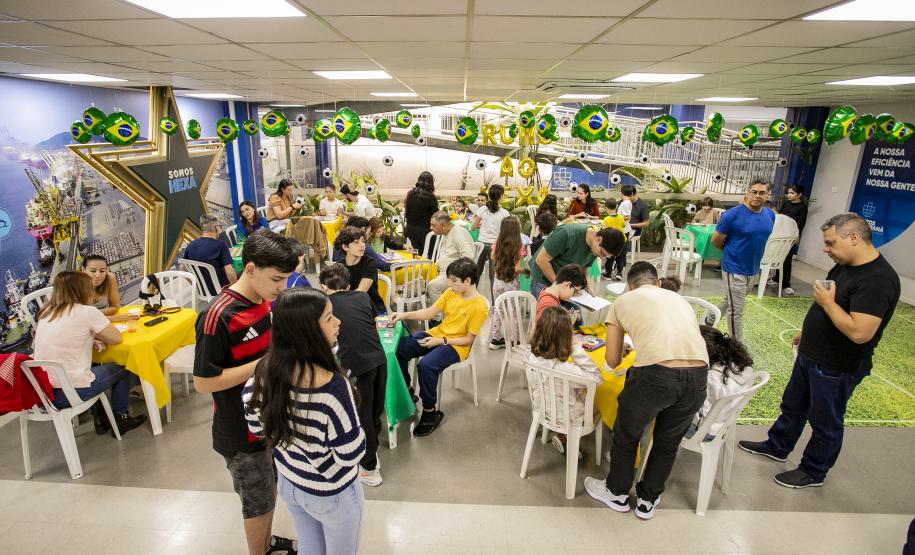 Evento foi marcado pela troca de figurinhas, interação e celebrar a paixão pelo futebol